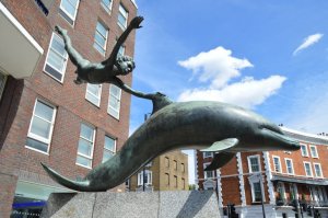 David Wynne, Boy with dolphin